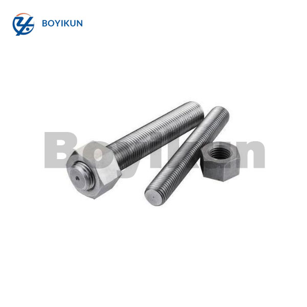 Ar po ilgalaikio naudojimo „Stud ​​Bolt Connection“ tvirtinimo detalės rūdys?